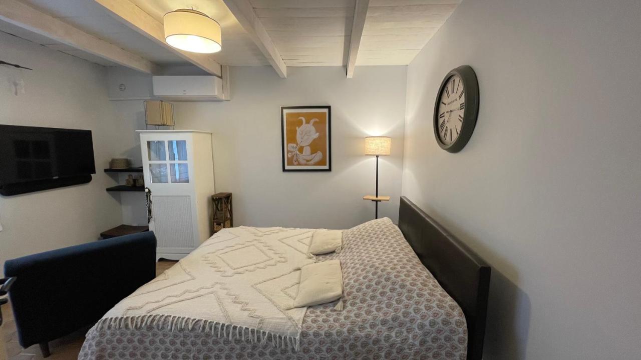 Jolie Annexe Du Mas Dans Le Coeur De La Garrigue Nimoise Villa Nîmes Eksteriør billede