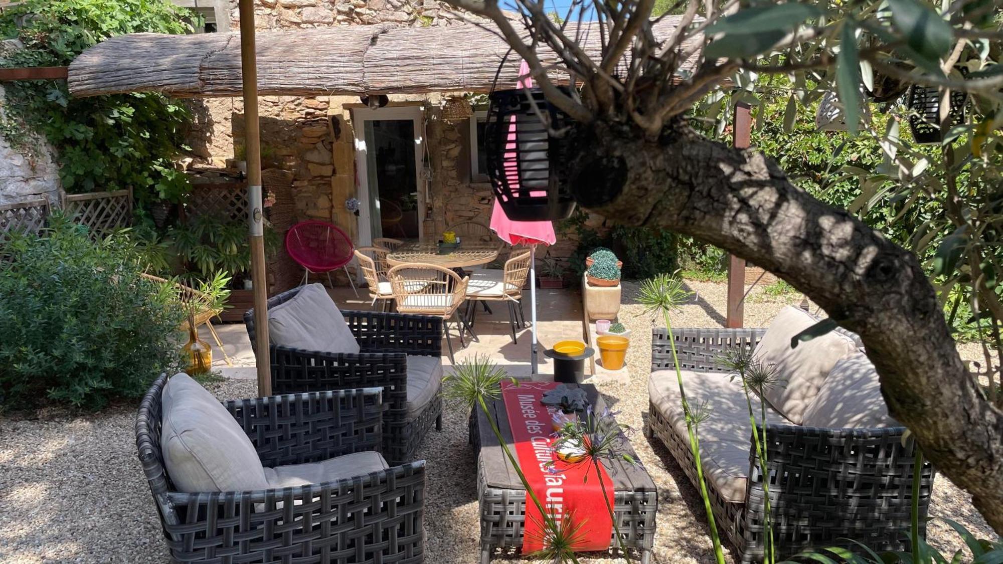 Jolie Annexe Du Mas Dans Le Coeur De La Garrigue Nimoise Villa Nîmes Eksteriør billede