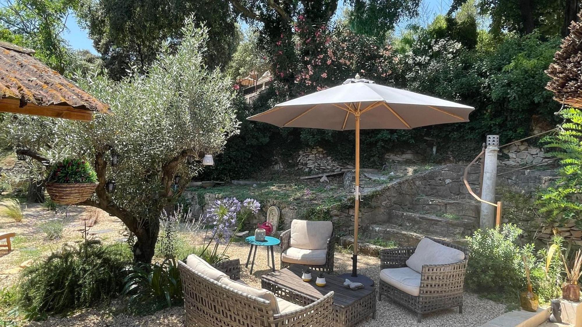 Jolie Annexe Du Mas Dans Le Coeur De La Garrigue Nimoise Villa Nîmes Eksteriør billede